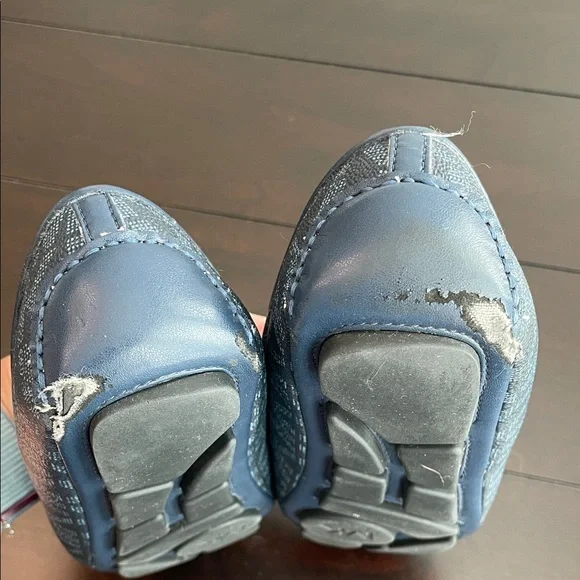 Michael Kors Navy Blue Logo Flats - Picture 4 of 9